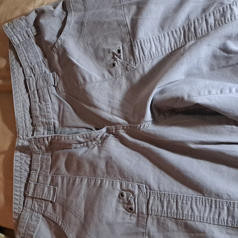 Style & Co Brand cargo capris, grey, size 14